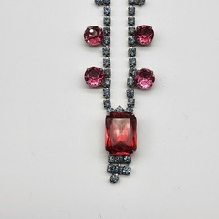 Stunning Vintage Rhinestone Necklace Pink Blue stones unsigned estate pinup
