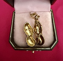 2009 JUICY COUTURE PEANUT CHARM YJRU3125 NWT