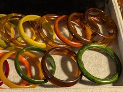 35 BIG Vintage Bakelite Thermoset Lucite Plastic Carved Bracelet Lot! Colorful!