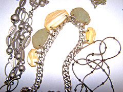 7 Pc VINTAGE COSTUME JEWELRY LOT Estate. Metal composition unknown, but nice!