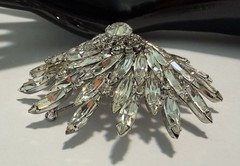 Vintage Signed Weiss Clear Rhinestone Domed Pinwheel Navette Brooch 3” – READ