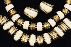 ERWIN PEARL Creamy ENAMEL and GOLDTONE Articulated LINK Necklace Bracelet ER SET