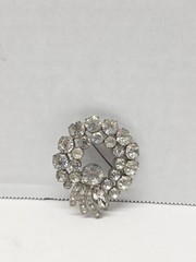 Weiss Signed Smoky Grey Gray Rhinestone Wreath Brooch GLITTERING!