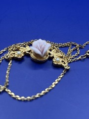 VTG Avon Porcelain Pink Rose Faux Pearl Gold Tone Pendant Necklace & Chain
