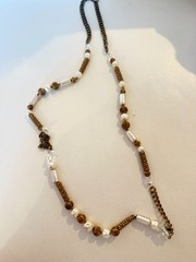 VINTAGE MIRIAM HASKELL LONG NECKLACE 46″ FAUX PEARL CRYSTAL FILGREE BRASS TONE