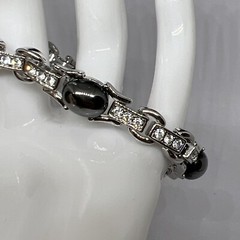 Vintage Signed Monet Clear Rhinestone Black Cab Linked 7” Bracelet (7125)