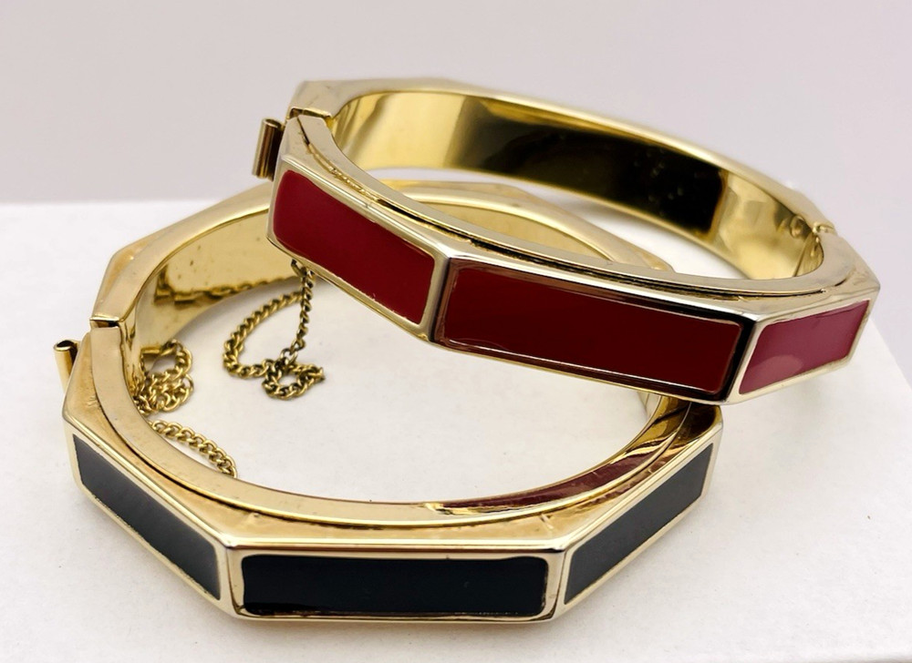 Lot of 2 Vintage Octagon Red and Black Enamel Bangle Bracelets Gold Tone