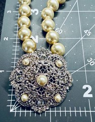 JBK Camrose & Kross Necklace Faux Pearl Rhinestone Filigree Pendant Box COA