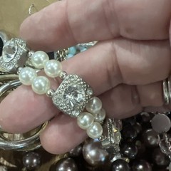 Vintage -Now Good Quality Jewelry Lot Wear Sell Repurpose V91 Most Signed