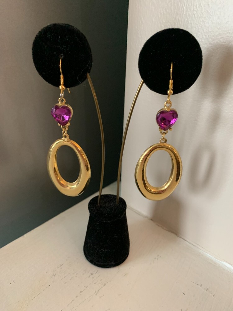 Vintage Gold tone Dangling Oval Hoop Earrings with purple heart gems french wire