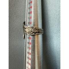 VTG WM. A.Rogers Oneida Silver plate Spoon Ring embossed floral Sz 7 Cottagecore