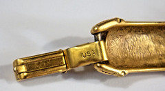 ETRUSCAN REVIVAL SPECTACULAR USA VTG. MATTE GOLD CABACHON ORNATE LINK BRACELET