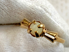 Antique 10K Yellow Gold Ring 1.89g Fine Jewelry Size 5.75 Band White Round Stone
