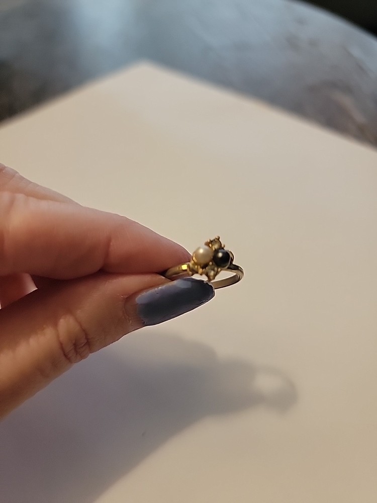 Vintage 14k Gold Electro Plate Onyx/ Pearl Gems Cubic Zirconia Ring Size 7