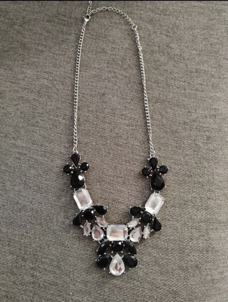 RHINESTONE & Black Rhinestone Necklace
