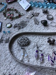 1 Pound + TEAL & SILVERTONED Jewelry Vtg Modern Lot Craft Junk Wearable Resell