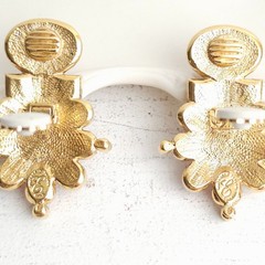 Vtg Elizabeth Taylor Avon Coral Brooch Clip Earrings Set Demi Parure Victorian