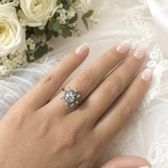 1930’s DIAMOND FLOWER RING – 14K WG – 1CTW – SI1 H-I -4.07 GRAMS