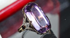 14k multi tone gold sz: 5 ring 5.50ct lab-created amethyst solitaire 6.72g