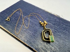 Vintage Brutalist Asymmetrical Square Spiral Green Gemstone Necklace 16” DbG W