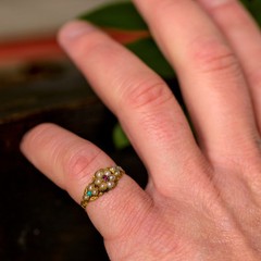 LOVELY SMALLER ANTIQUE GEORGIAN ENGLISH 18K GOLD PEARL TURQUOISE RUBY RING c1820