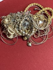 1 lb 11 oz Mixed Gold Tone & Silver Tone Jewelry Lot – Treasure Hunt! Untested
