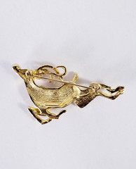 Avante Gold Tone Reindeer w/ Rhinestones Christmas Holiday Pin Brooch