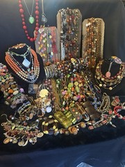 100+ Wearable Jewelry Vintage to Now Estate Costume Mix Craft Redesign 8lbs Lot