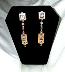 VINTAGE RETRO STYLE 18kt GOLD PLATED & CZ DANGLE PIERCED EARRINGS
