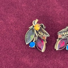 Vintage Mid Century Multicolor Rhinestone Leaf Cluster Clip On Earrings