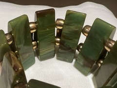Vintage Green Marbled Chunky Bakelite Expandable Bracelet