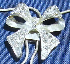 Vintage Clear Rhinestone & Silver Bow Shape Pendant on Lariat / Bolo Necklace