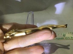 ~nice Jackie Collins Vintage Panther Pin Brooch Matte Gold w/ Green Crystal Eyes