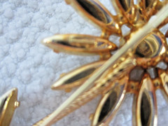 Vtg Signed Napier White Milk Glass Flower Brooch Prong Set Stones Textured Stem