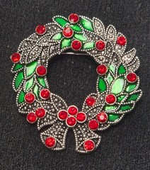 Estate Antiqued Silver Tone & Red Rhinestone Christmas Wreath Pin / Brooch