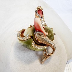 Vintage Hattie Carnegie Mermaid Brooch Green Peach Rhinestones Nymph in Shell