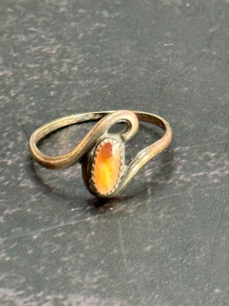 Vintgage 925 Sterling Orange Quartz Woman’s Ring Signed WM Wheeler MFG Size 7.5