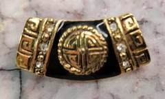 LR Lady Remington Gold Toned Onyx Look & Rhinestones Pendant Lovely