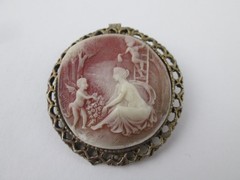 Vintage Woman & Cherub Angels Red Resin Carved Cameo Scenic Round Brooch Pin