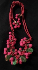 MIRIAM HASKELL HESS 20’S RED SILK CORD & LUCITE CHAIN CHOKER SUGAR BEAD CLUSTERS