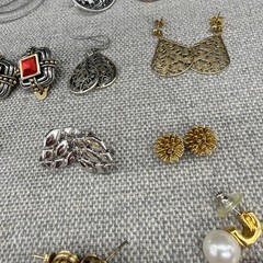 Vintage Earring Lot Clip Ons Pierced Screw Back Dangle Hoops 15 Pair