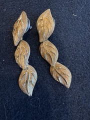 Vintage Napier Signed Gold Leaf Drop Post Earrings 1980
