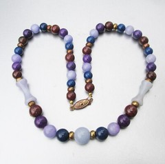 Vintage AGATE Purple, Lilac, Blue, & Red + Copper Bead 18″ Necklace