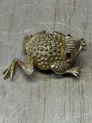 VTG 1990’s ERWIN PEARL DESIGNER GOLDTONE with BLACK GLASS EYES FROG TOAD BROOCH