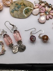 S547 Vtg Pink Jewelry Lot Avon Bracelet Seahorse Brooch Necklace Cross