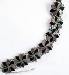VINTAGE MEXICO STERLING BRACELET, 6 3/4 INCHES WRIST, 1 1/8 INCHES WIDE, 30 GRS