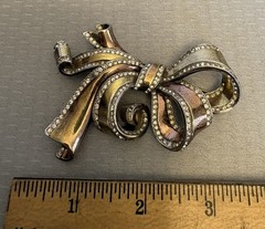 Retro Crown Trifari Bow Brooch Multi Tone Gold Pave Rhinestone 3D Double Ribbon