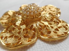 Vtg Crown TRIFARI Brooches Cutout Wreath & Baguette Bar Pin 1955-1969 Gold Tone