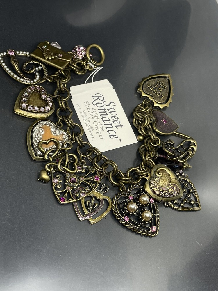VTG Signed Sweet Romance USA Hearts Charms Lockets USA 6.6” Chain Bracelet NWT