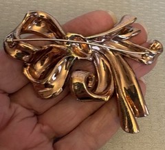 Retro Crown Trifari Bow Brooch Multi Tone Gold Pave Rhinestone 3D Double Ribbon